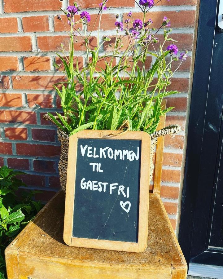Gaestfri Overnatning Gjern Bagian luar foto